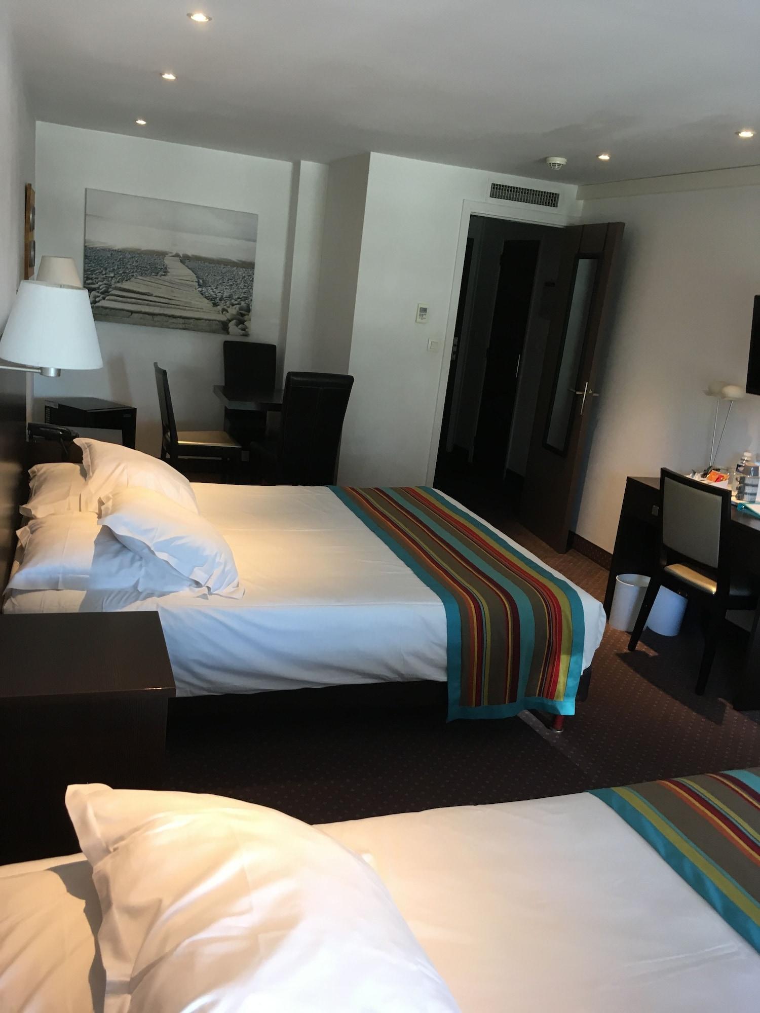 Tierce Hotel Кан сюр Мер Екстериор снимка